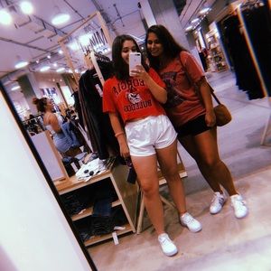 Meet your Posher, Caroline